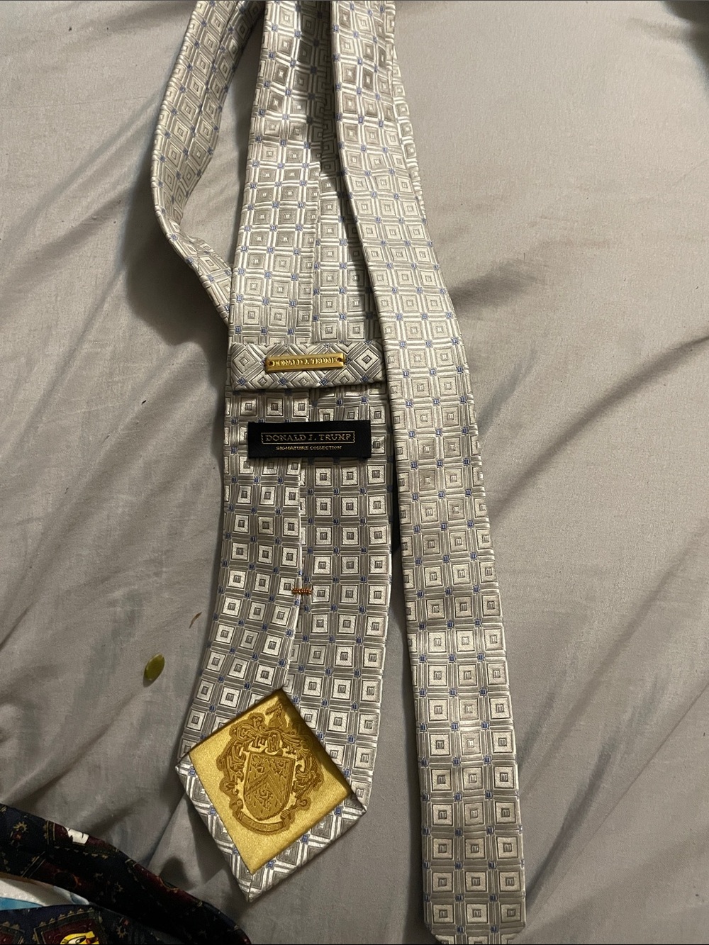 Donald Trump Silver Geometric Silk Tie